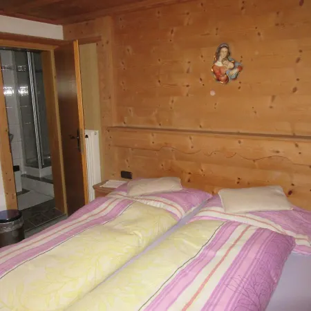 Mini-hôtel Waldrast 2*