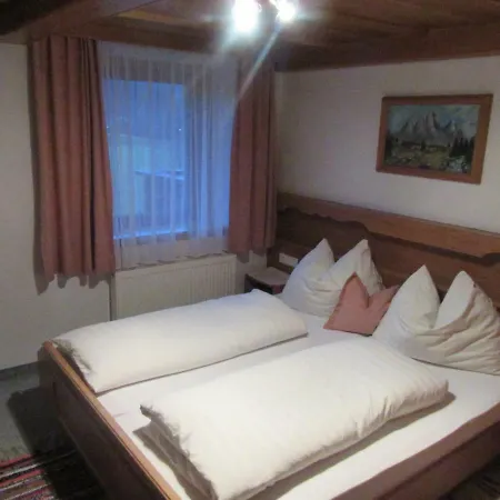 Mini-hôtel Waldrast 2*